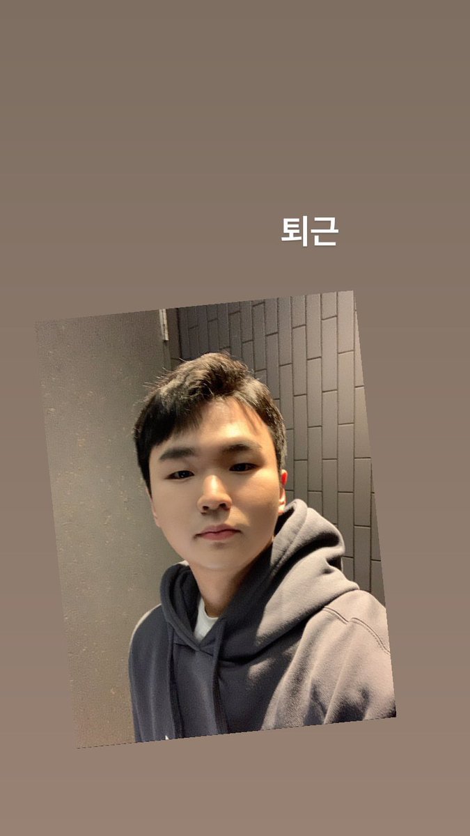 프쑥이 tweet media