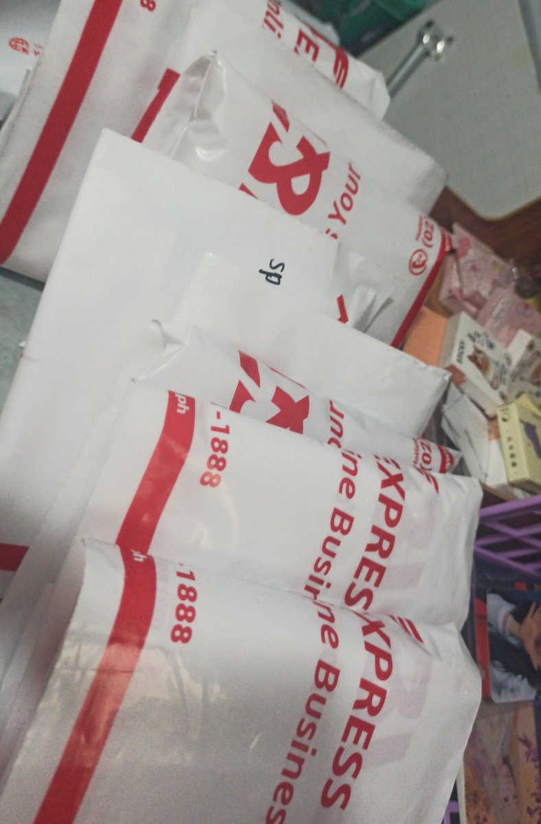 astrohabitph's tweet photo. #ASTPHUpdates / #ASTUpdates
Hi! sorry for being inactive today, i was really busy packing + school works + exam ;(( as you can see shipments are always delayed because of my exams, so hope u guys understand! ^_^ i'll be inactive until Feb.20! but i'll be active sometimes, gn! ๐ https://t.co/MAVRHho1zM