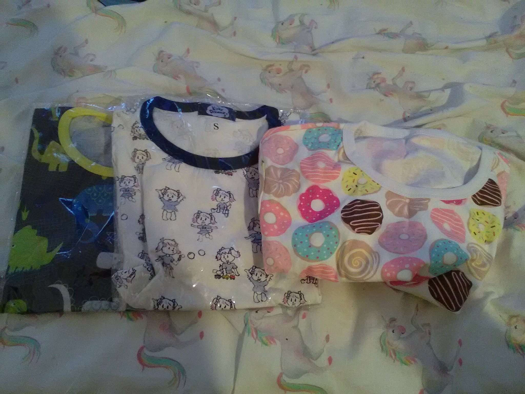 Three new babygrows from @KinkyDreamzzz 😁 So excited gonna do a try on later today! 😘 #adultmodel #camgirl #adultbaby #abdl #ddlg #littlelife https://t.co/c7Ux9t4N2r