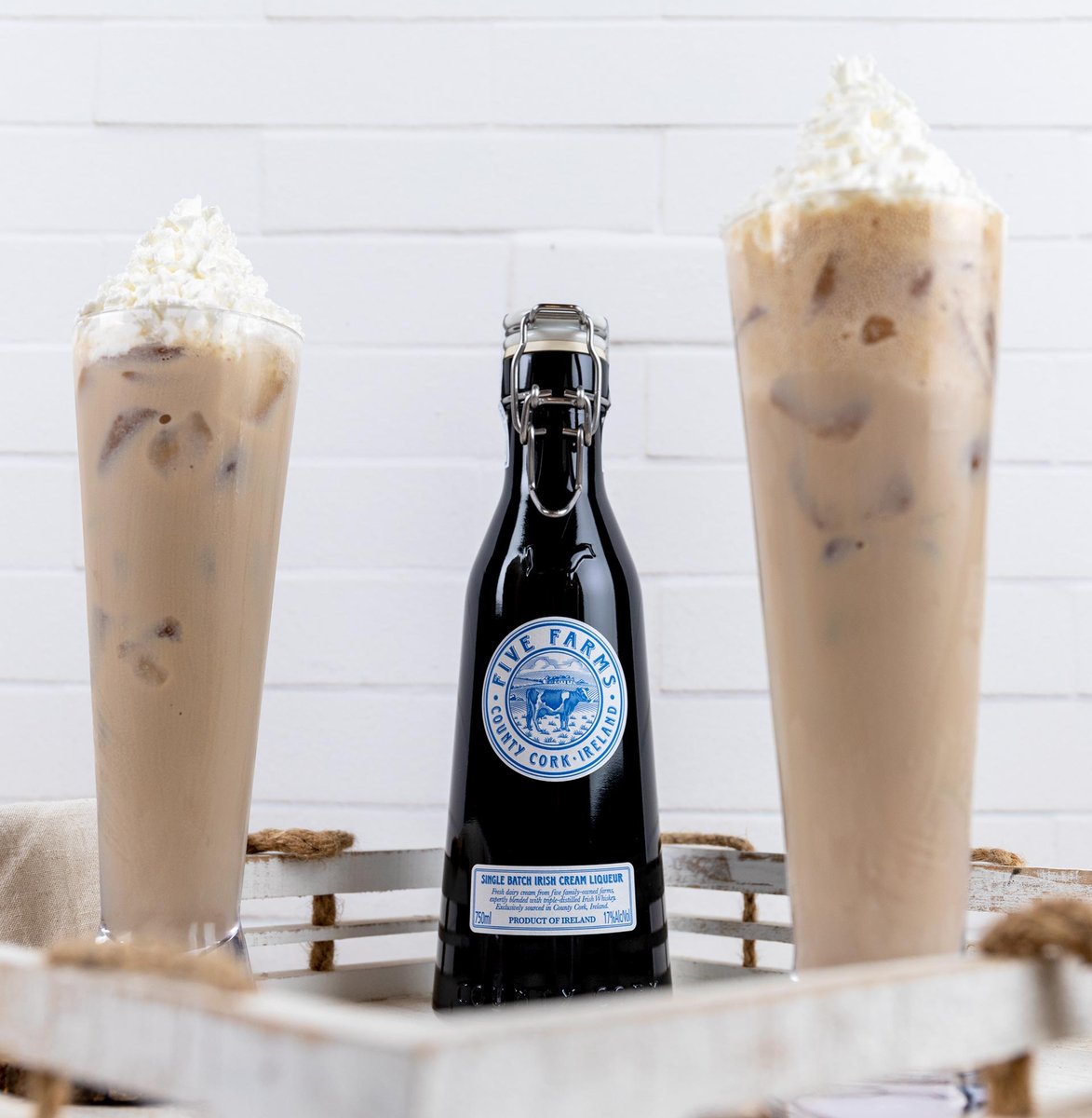 #TBT to one of our favorite concoctions. 🍦

The Five Farms Float
2.0 oz Five Farms Irish Cream Liqueur
1.0 oz 360 Madagascar Vanilla Flavored Vodka
Top with Root Beer + whipped cream!
*Add a splash of Butterscotch Schnapps for an extra kick.