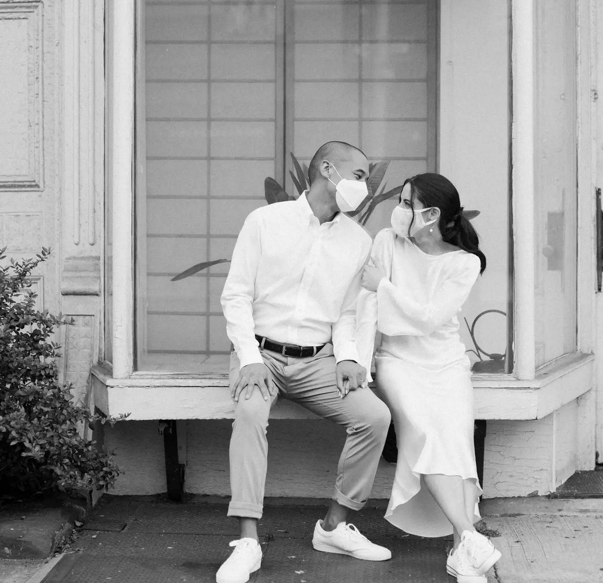 When is the right time to schedule (or reschedule) a normal-sized #wedding? Planning pros respond in my latest for <a href="/brides/">BRIDES</a> brides.com/the-uncertaint…