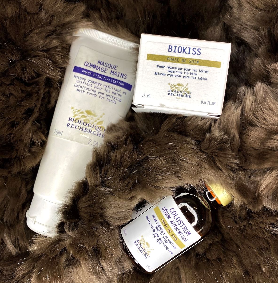 embassy_beauty's tweet photo. Expert Tips - https://t.co/2Wdo60ZGrm #biologiquerechercheuk #lusciouslips #luxurylips #biokiss #restorelips #winterlips #softlips #lipstips https://t.co/ugsTLgXWns