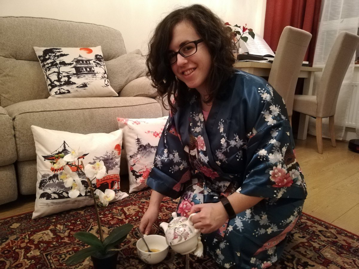 PmourelleMFL's tweet photo. We continue our virtual tour of Japan 🎎🎐 I really enjoyed finding out more about the tea ceremony and its four principles: Harmony (wa), Respect (kei), Purity (sei) and Tranquility (jaku). https://t.co/vbbwdUvGr7