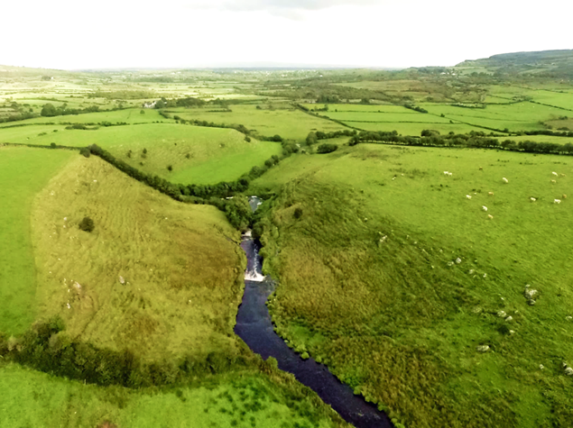 GsiGroundwater's tweet photo. The point where rivers and streams sink or lose water to the ground are called swallow holes. There are over 1,500 in our database #IYCK https://t.co/6aF5Cscn8b