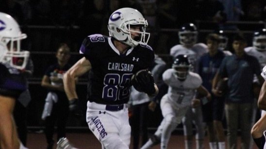 mikehuntley63's tweet photo. Top 10 DBs in San Diego’s class of 2022 (part 1) *alphabetical
Dasean Burdette, Eastlake @DaseanBurdette 
Josh Davis, Carlsbad
Ashaun Duncan-Claybon, Morse @AsahunC 
Jahlil Florence, Lincoln @FlorenceJahlil 
Tony Galeano, Oceanside @OsidePirates 
https://t.co/KiTU3FltwQ https://t.co/R5U6ErZkL7