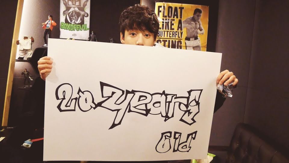 even he draw jimin's temporary tattoo