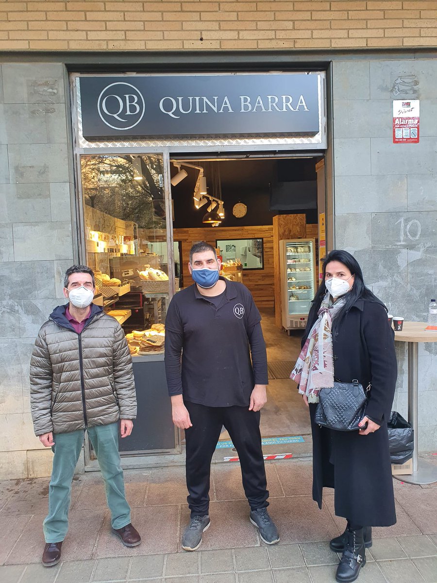 👉 Avui la Tinenta d'Alcaldia <a href="/masarinena/">M.Angeles Sariñena Hidalgo</a> ha mantingut una reunió amb l'associació <a href="/EulaliaComerc/">SantaEulàliaComerç</a>.

🤝 Han tractat les accions d'impuls del comerç al barri de #SantaEulàlia de #LH i visitat la fleca Quina Barra, nou soci que va obrir el passat mes de novembre.

#comerçLH