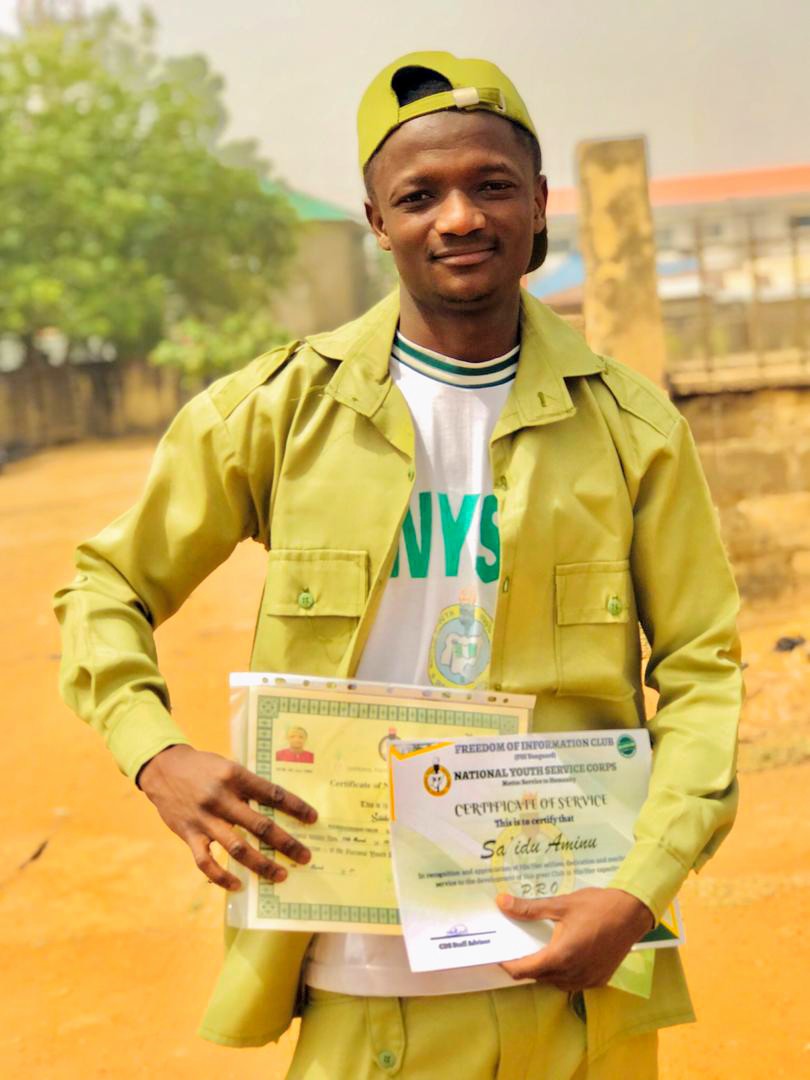 aminsd_'s tweet photo. Alhamdulillah.
It was a day to remember,
Because it's a once in a lifetime experience.
#NYSC #coronacorper #BatchA2020 https://t.co/mCZ1o9wAEL
