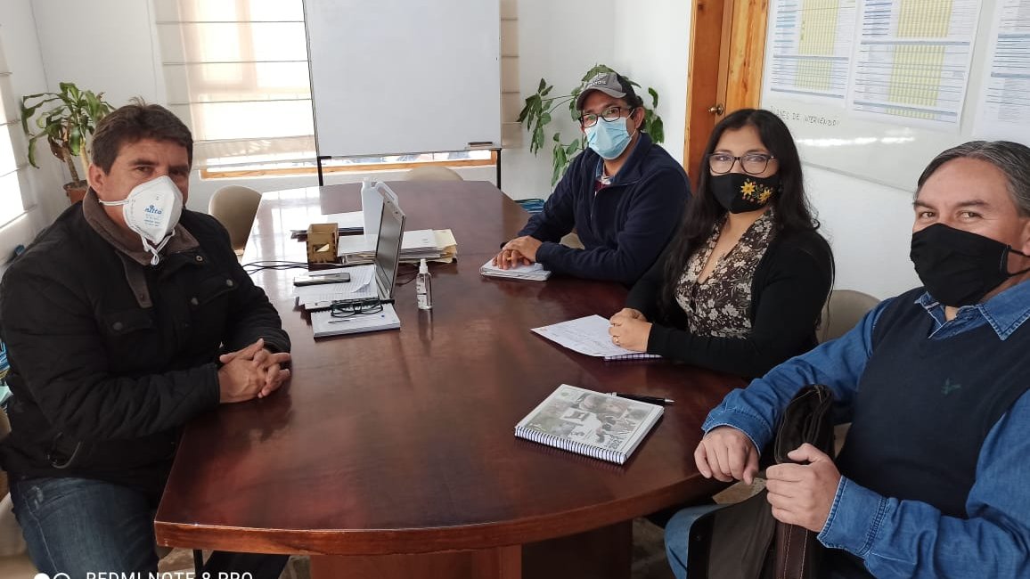 PPDEcuador's tweet photo. Esta mañana @CODESPA, junto con la dirección de @AgriculturaEc, concretaron los acuerdos establecidos en el espacio de diálogo #BioRed del Biocorredor Chimborazo. Los mismos, apoyarán a potenciar los #Bioemprendimientos a favor del #Páramo @GEF_SGP https://t.co/5sMG2k8myo