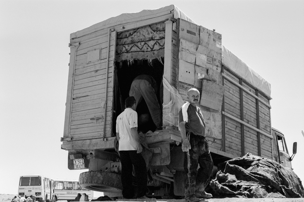doinggeography's tweet photo. #SpacesandPractises of #everdaylife in #Kazakhstan #CentralAsia fishery in the #Aralsea region #blackandwhitephotography by @doinggeography https://t.co/DvpN8zG0mO