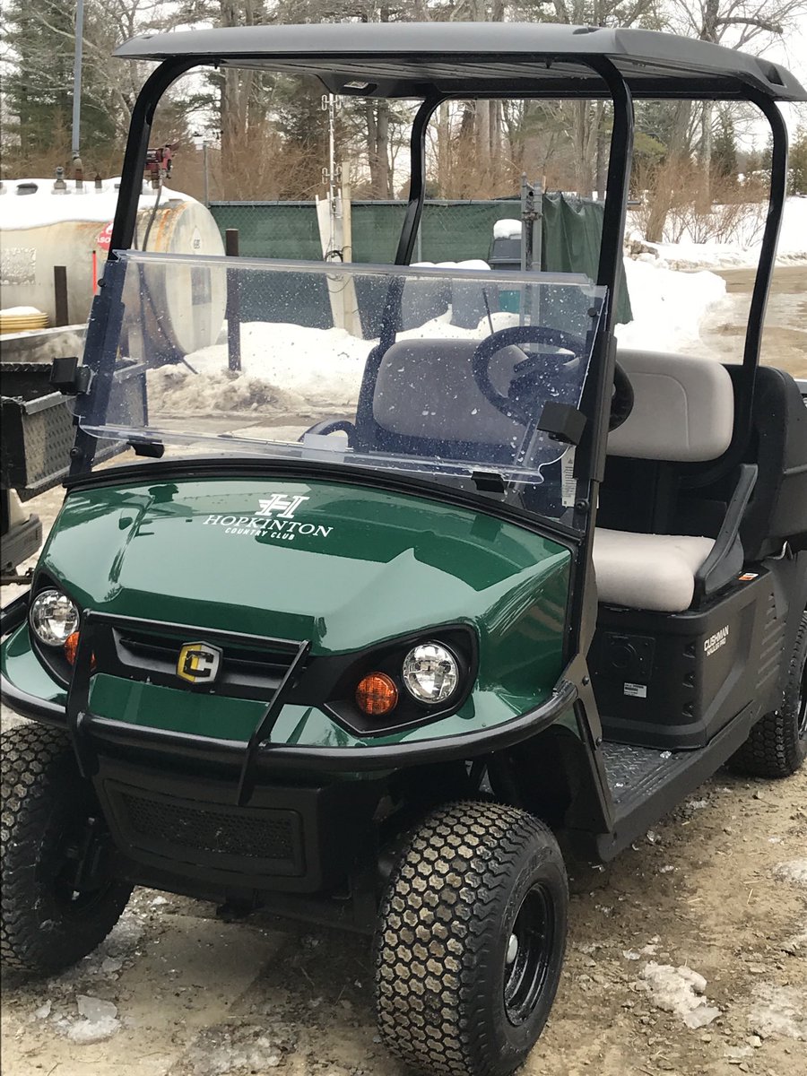 andrewingham17's tweet photo. New customer delivery!Hopkinton Country Club and Superintendent ⁦@JustinGagne19⁩ received 1st of 3 ⁦@CushmanVehicles⁩ today. Asst Superintendent Pat was happy to get his new vehicle. ⁦@five_star_golf⁩ and myself are truly thankful for the business. https://t.co/JGVMavsv6r