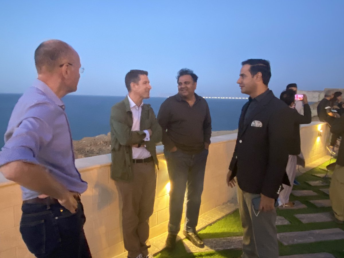 thegwadarpost's tweet photo. Federal Sheikh Rashid Federal Minister for Maritime Affairs Ali Zaidi Minister for Science and Technology Fawad Chaudhry , Zulfi Bukhari Visit Gwadar , Senator Kahda Babar Deputy Commissioner Gwadar Kabir Khan received the delegation .@DcGwadar @fawadchaudhry @KahudaBabar https://t.co/zxEsLykNqW