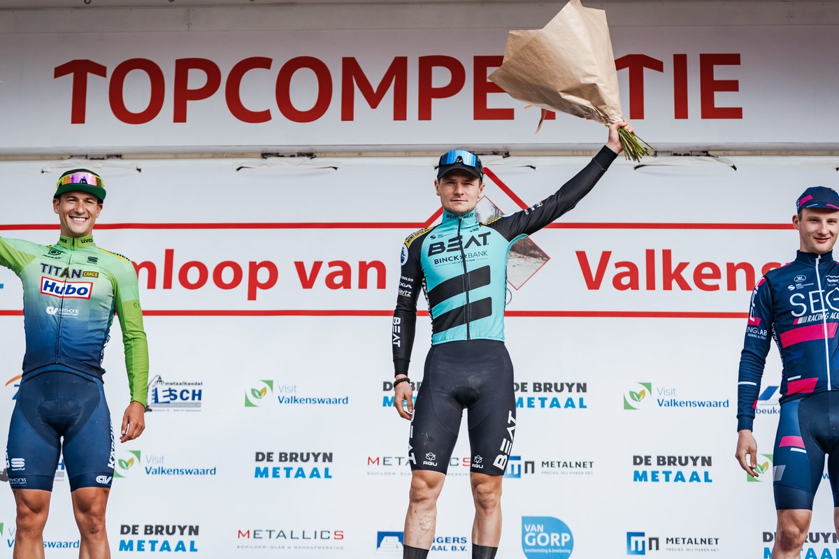 🔙Throwback Thursday

Wat is er mooier dan terugblikken op een overwinning in de omloop van Valkenswaard, toch <a href="/Yves_Coolen/">Yves Coolen</a>?😉