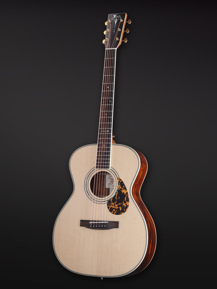 FurchGuitars's tweet photo. #tbt Today we share pictures of our former Millennium 34 model. This guitar had such gorgeous Cocobolo back &amp; sides with beautiful Sitka Spruce top, Ziricote headstock plate, fingerboard and bridge, Herringbone purfling and Triple Abalone Ring rosette. 

#furchguitars https://t.co/C0nTiweYGz