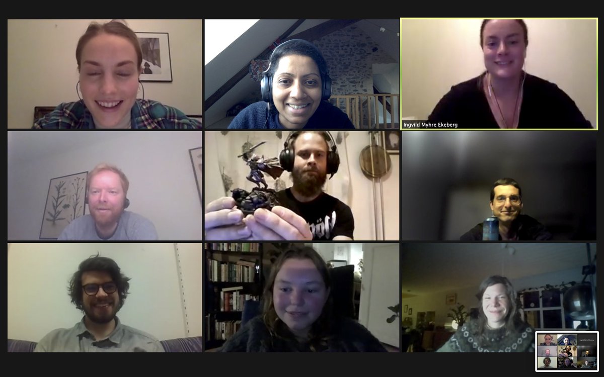 Get together event with part of <a href="/Oslo_Mycology/">Oslo_Mycology_Group</a>. Everyone telling the reason behind their favorite fungus (&amp; thing). Precious time of sciencing &amp; socialising <a href="/DPerisN/">David Peris 🔬🍄🍺🍷♻️</a>  @DrHyfe  <a href="/IngerSkrede/">Inger Skrede</a> @EivindKverme <a href="/ellathoen/">ellathoen</a>