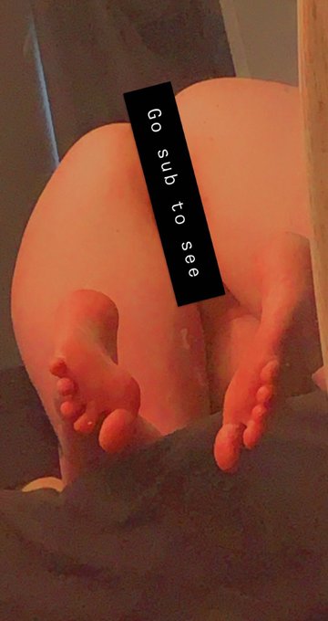 Who wants to come eat me out for a bit ? Go check out my page https://t.co/az8T6uLgGk<a href="/tag/link"class="tags"><span>#link</span></a><a href="/tag/bodypositivity"class="tags"><span>#bodypositivity</span></a><a href="/tag/onlyfans"class="tags"><span>#onlyfans</span></a><a href="/tag/internationa"class="tags"><span>#internationa</span></a>