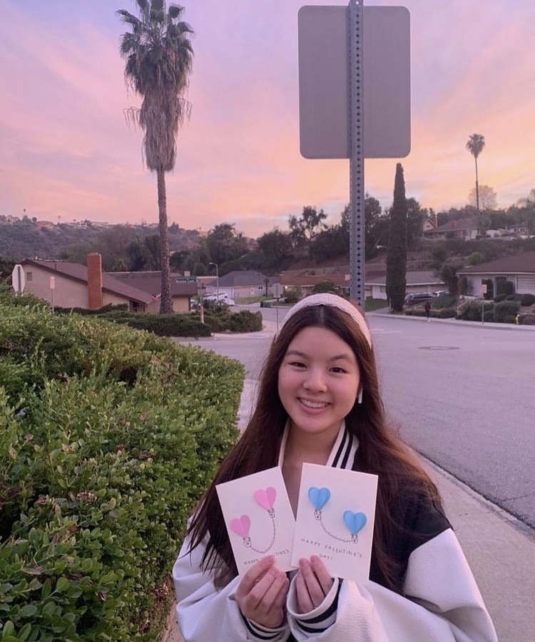 CancerKidsFirst's tweet photo. Thank you to those who contributed to our Valentine's Day opportunity, working tirelessly these past couple of weeks to created both handmade crafts and E-cards for kids with cancer all over the US. We ended up sending over 4000 valentines–and we couldn't have done it without you https://t.co/kQFfGH1fDi