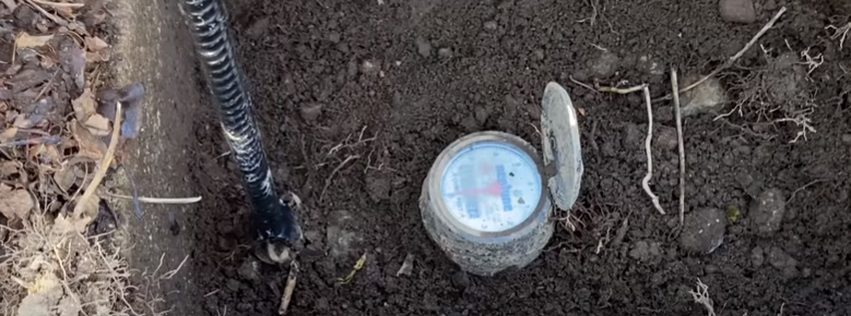 But if you haven't bought a Meter Valve Key, you should buy one. Leverage and keep your hands out of there. Turn it to the right.