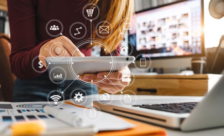 ⚡️Andamos en busca y captura de una persona con un claro perfil de marketing digital para incorporarse a #Bualá ⚡️

Más info aquí ➡ bit.ly/3qCZr0o

¿Eres tú? Mándanos el CV a info@bualacomunicacion.com  
¡Estamos deseando conocerte! 💜 
#empleo #equipobualá #trabajo