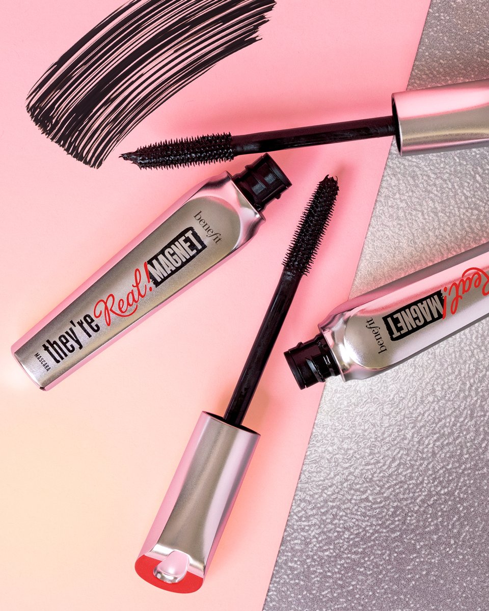 🧲 Extreme length with a magnetic FORCE with our brand NEW powerfully attractive They're Real! Magnet mascara 🧲 The wand's magnetic core + the magnetic mineral enriched formula = draws out lashes to EXTREME lengths  
⚡️ Real magnet. Unreal lashes #theyrerealmagnet