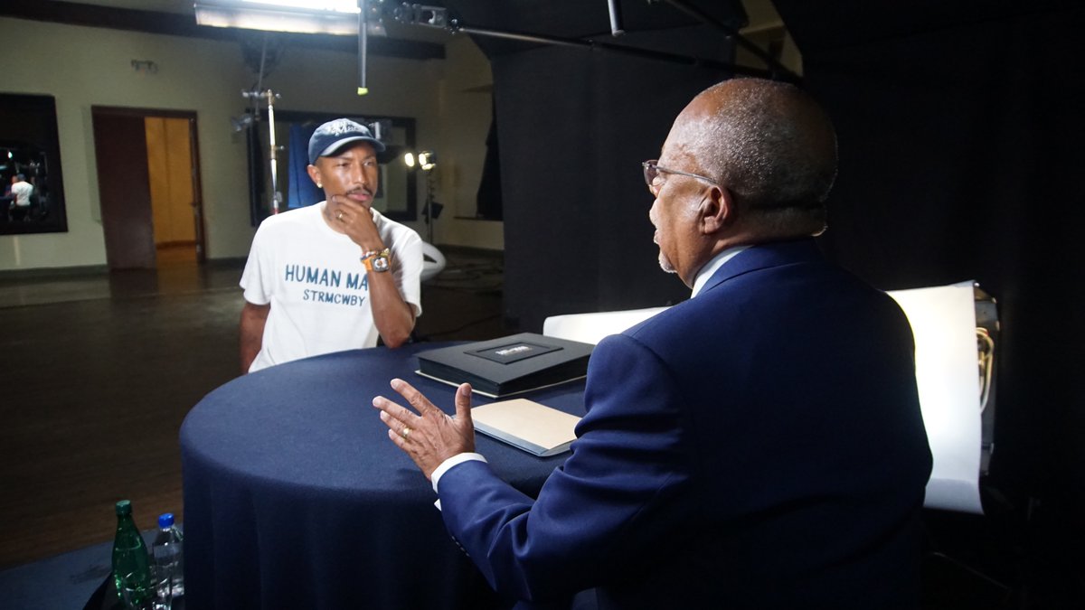 HenryLouisGates's tweet image. Walking @Pharrell and @kasi_lemmons through their lineages on #FindingYourRoots was a thrilling experience. In case you missed it, watch the full episode at PBS.org/FindingYourRoo…