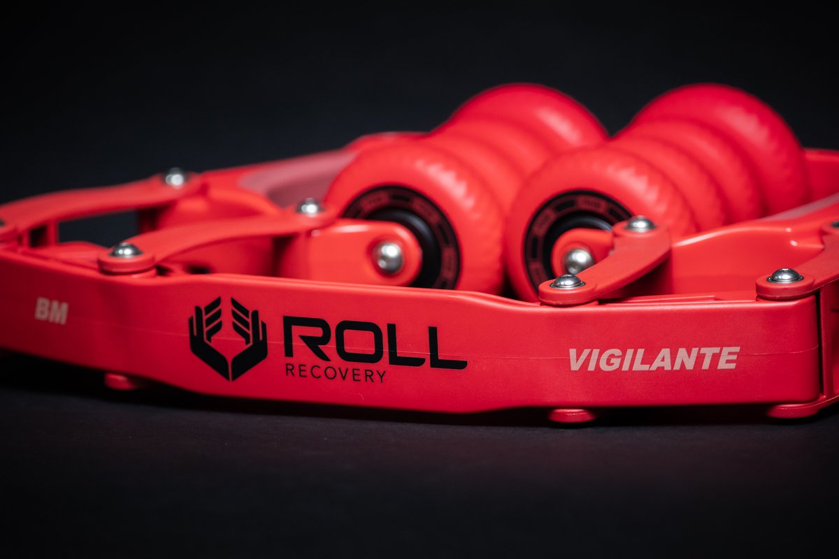 ROLLRecovery's tweet photo. ✨GIVEAWAY✨ @bmartrun is giving away her new Custom R8! Click the link to find out how to enter & learn what "Vigilante" means - https://t.co/HWQgCXJP5K. #DigDeeper #R8 #R8Custom #Giveaway https://t.co/xeCWUJTF8C