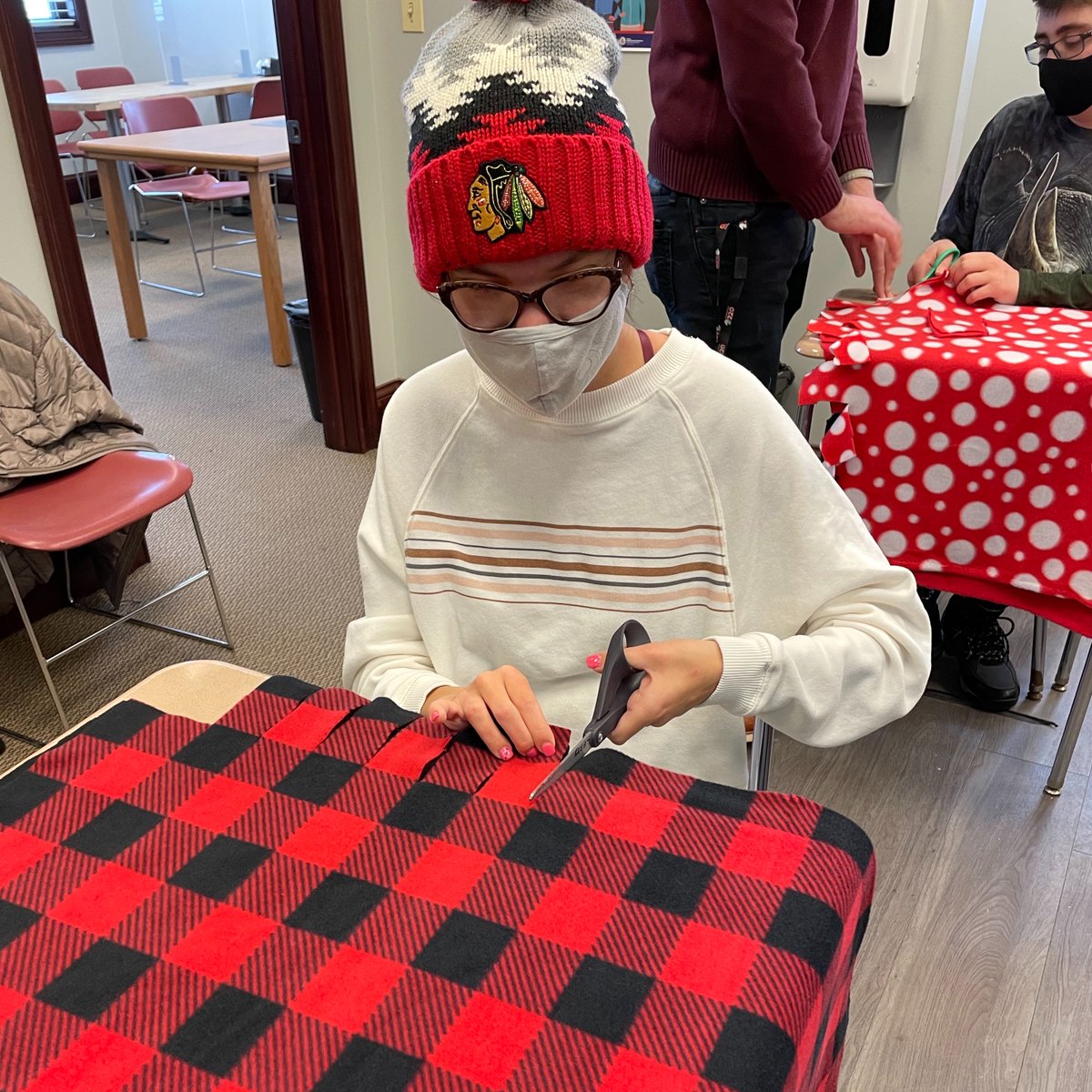 BTP220's tweet photo. BTP students hard at work making blankets for our therapy dog partners at @soulharborranch  and @K9ComfortDogs! https://t.co/XmMCUv4CeV