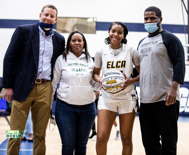 ELCA Lady Chargers would like to congratulate Jalisa Dunlap on her 1000 Career Points. <a href="/JalisaDunlap1/">Jalisa🦄</a>