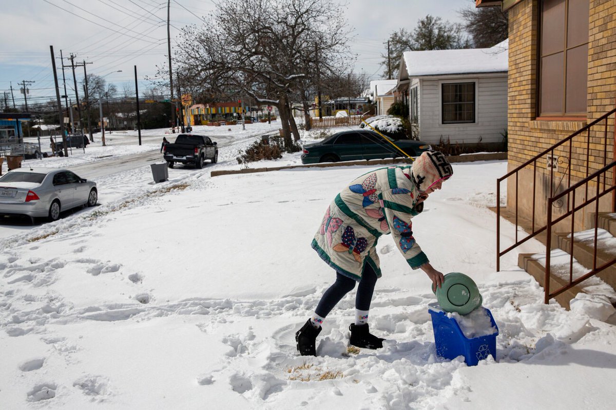 Thinking of everyone in Texas and neighboring states experiencing winter storms. If you are a FlexCare traveler on assignment near an area that has been evacuated, check in with your recruiter so that they know you are safe. 📸: <a href="/AP/">The Associated Press</a>