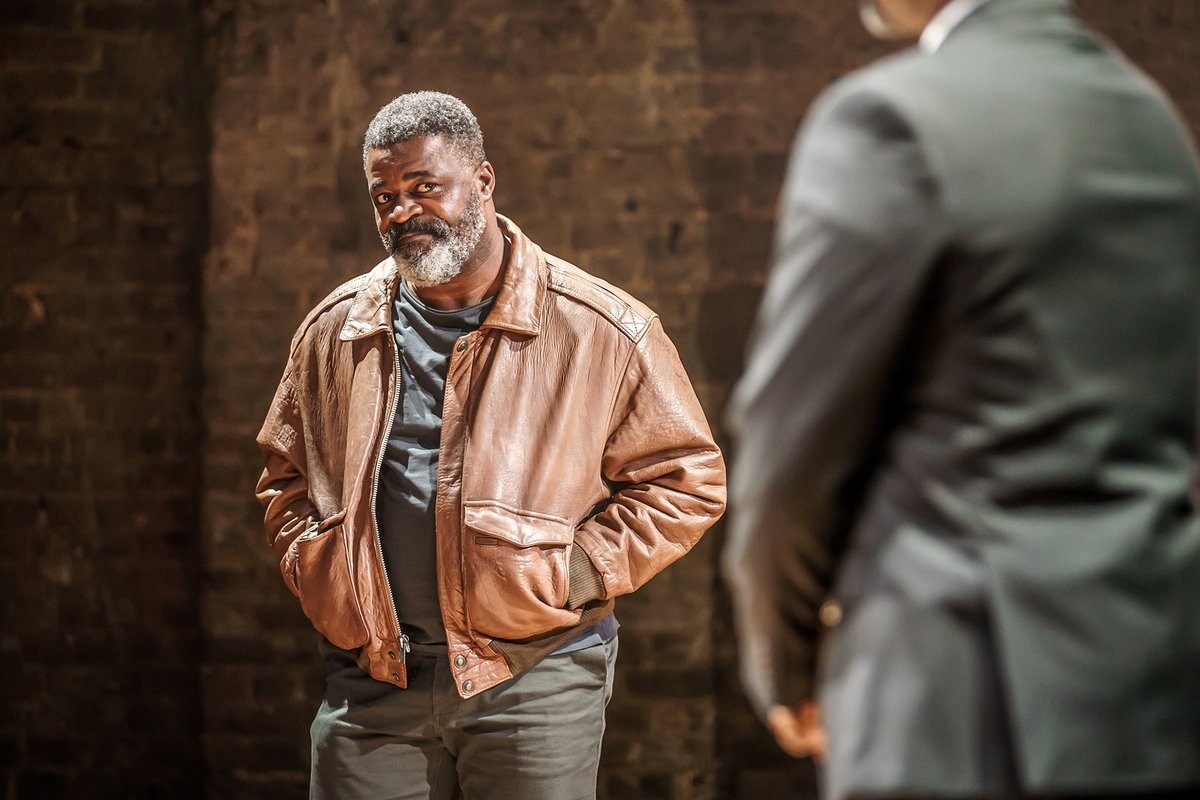 AlmeidaTheatre's tweet photo. Here's a first look at production photos of Hymn 👇

📸 @brennerphotos https://t.co/jUQNRWfziM