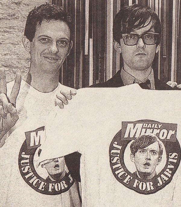 Daily Mirror journalist Matthew Wright spearheaded his newspaper’s ‘Justice For Jarvis’ campaign. At the press conference he claimed that Mirror readers had bought over 4,000 Justice For Jarvis t-shirts. 25/31