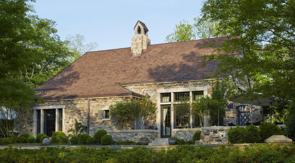 3. Rather than being mostly mortgaged, people were fully invested in their properties. They had more/all of their skin in the game. There was no room for cheap construction that would fail in 10-20 years. People built the best they could afford.Photo: Design by Jeffrey Dungan