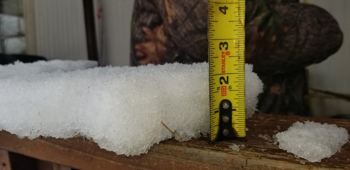 kd5ndu73's tweet photo. @NWSMemphis @matt_laubhan @JoelYoungTV Pine Valley,MS 8 miles east of Water valley,MS in Yalobusha County 2" of sleet total so far 2/18/2021 https://t.co/ZBzWgoCuH9