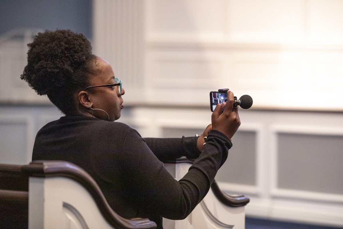 Three things I listen for during a sermon: 

1. Stories / Illustrations (Make great video clips)
2. Life application advice (Makes great listicles)
3. Short #micdrop quotes (Makes great Tweets &amp; Stories)