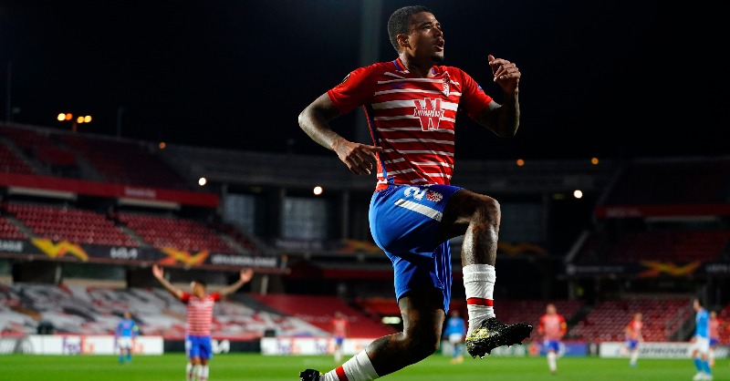 GranadaCF's tweet photo. La crónica y las imágenes de una noche mágica, una noche para 𝘀𝗼𝗻̃𝗮𝗿 😍✨. 

#EternaLucha #GranadaNapoles #UEL