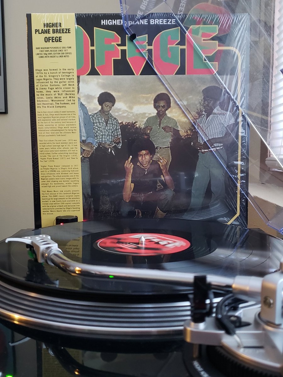 NowSpinningKL's tweet photo. Ofege - Higher Plane Breeze (1977/2019). 3rd of 4 albums put out by the Nigerian funk heroes.
#nowspinning #vinyl #funk #afrobeat #psychrock #ofege https://t.co/yvarT0rQwF