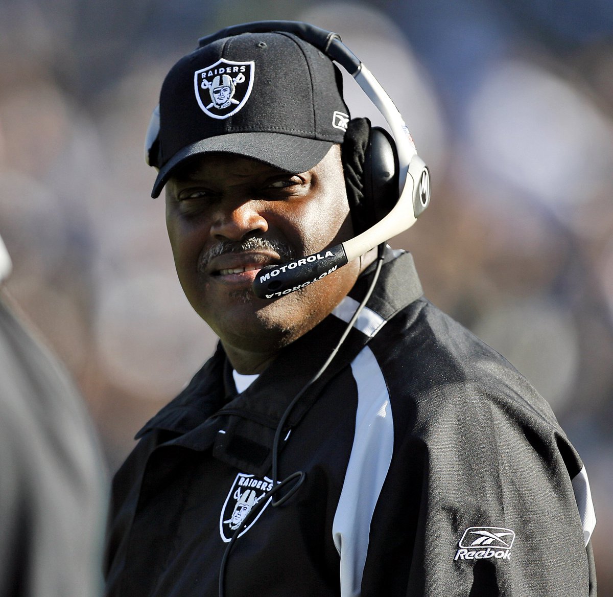 SCFootballHOF's tweet image. Celebrating our Inductees!!
Art Shell
#SCFHOF15 #NorthCharleston #SCStrong #BlackHistoryMonth 
@Raiders @BCFHOF @ProFootballHOF
1st modern-era African American NFL Head Coach. 
scfootballhof.org/inductees/indu…