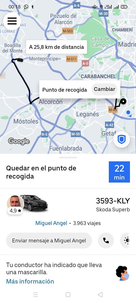 Pedruski_Perry's tweet photo. Vergonzoso servicio de @Uber_ES. Más de 20 min esperando a un conductor que se alejaba deliberadamente de nuestra posición. Leía nuestros mensajes y ni siquiera contestaba. https://t.co/64h8cNbxHY