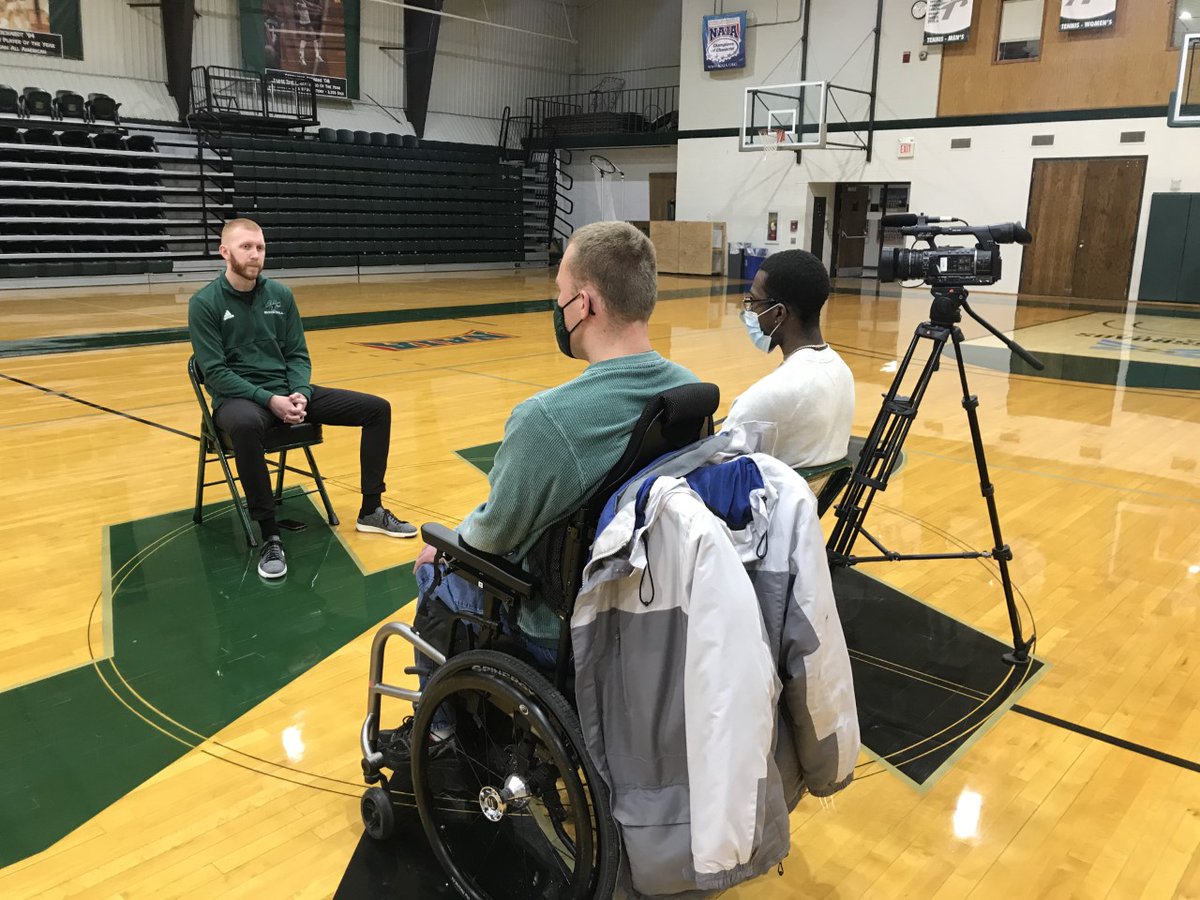 FDN's Bryce Lippe and Justin Edwards sat down with HU Men's Basketball Coach, Cory Alford in preparation for next weeks FDN News Broadcast. Stay Tuned! 🏀

#huntington #huntingtonuniversity #news #broadcasting #collegebasketball #foresternation #hubball #chopwood #fdn