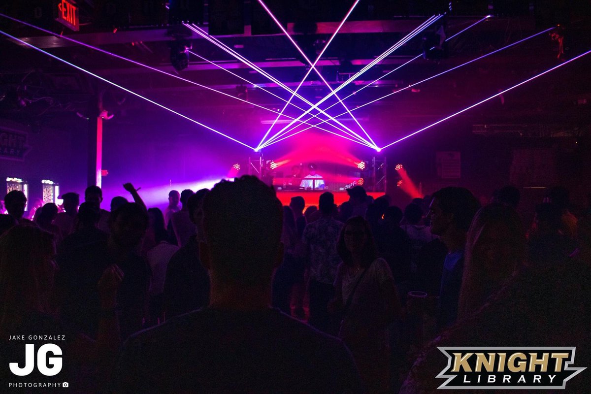 KnightLibrary's tweet photo. We’re one day out from another Festival Friday. What’s better than drinking down free drinks til midnight and shuffling the night away with your favorite librarians. Hit the link in our bio to snag your tickets!
#rushlib📚 https://t.co/O48HjH0J45