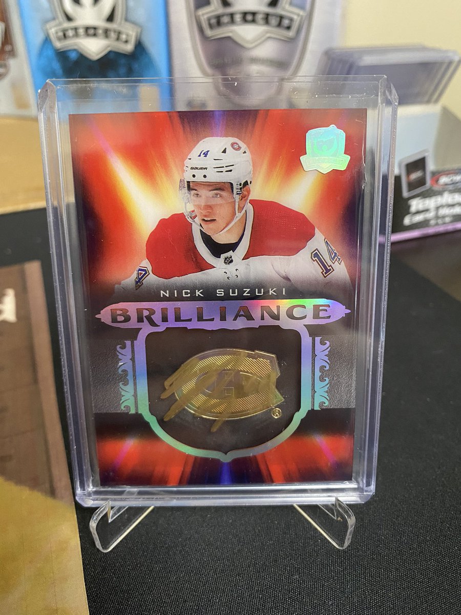 HobbySpotAndQCB's tweet photo. 🚨🤯🙀🔥🔥 MONSTER First case of 19-20 upper deck The Cup! 🔥🔥🙀🤯🚨 Insanely sharp looking cards! #wegotabanger #qcbbreaks @UpperDeckHockey @UpperDeckSports  #lovethehobby #livethehobby https://t.co/Q5HodbOOtT