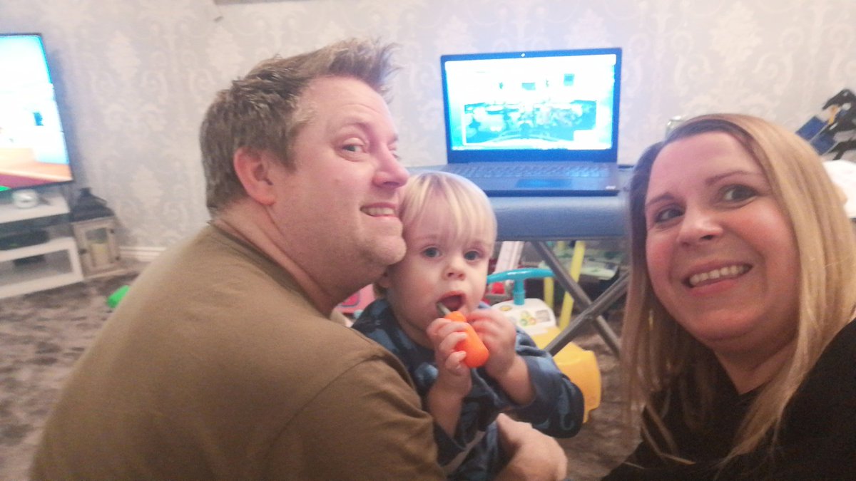 k8yo2011's tweet photo. @Andyshowbiz we are watching here in Sunderland with our babies on our ironing board 😂😂😂 https://t.co/z8eCvor37k