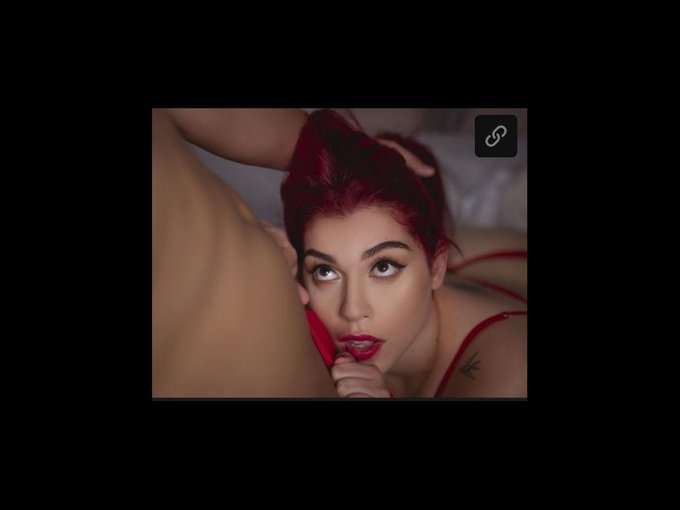 I'm online right now on Skyprivate - pay-per-minute system for Skype live shows. Call me right now in