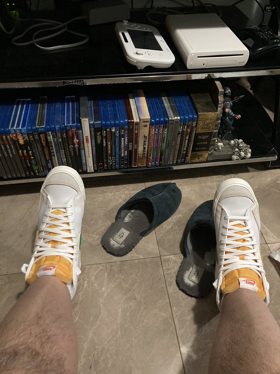 TbellyHq's tweet photo. Got my new Blazers in quick. Next next express for the birthday VIP status. Thank You @nikestore #SNKRS I’ll be on the hunt for Carmines restock. #WeBoutThisLife #BDayDrip coming soon. https://t.co/p9gncVyp8n