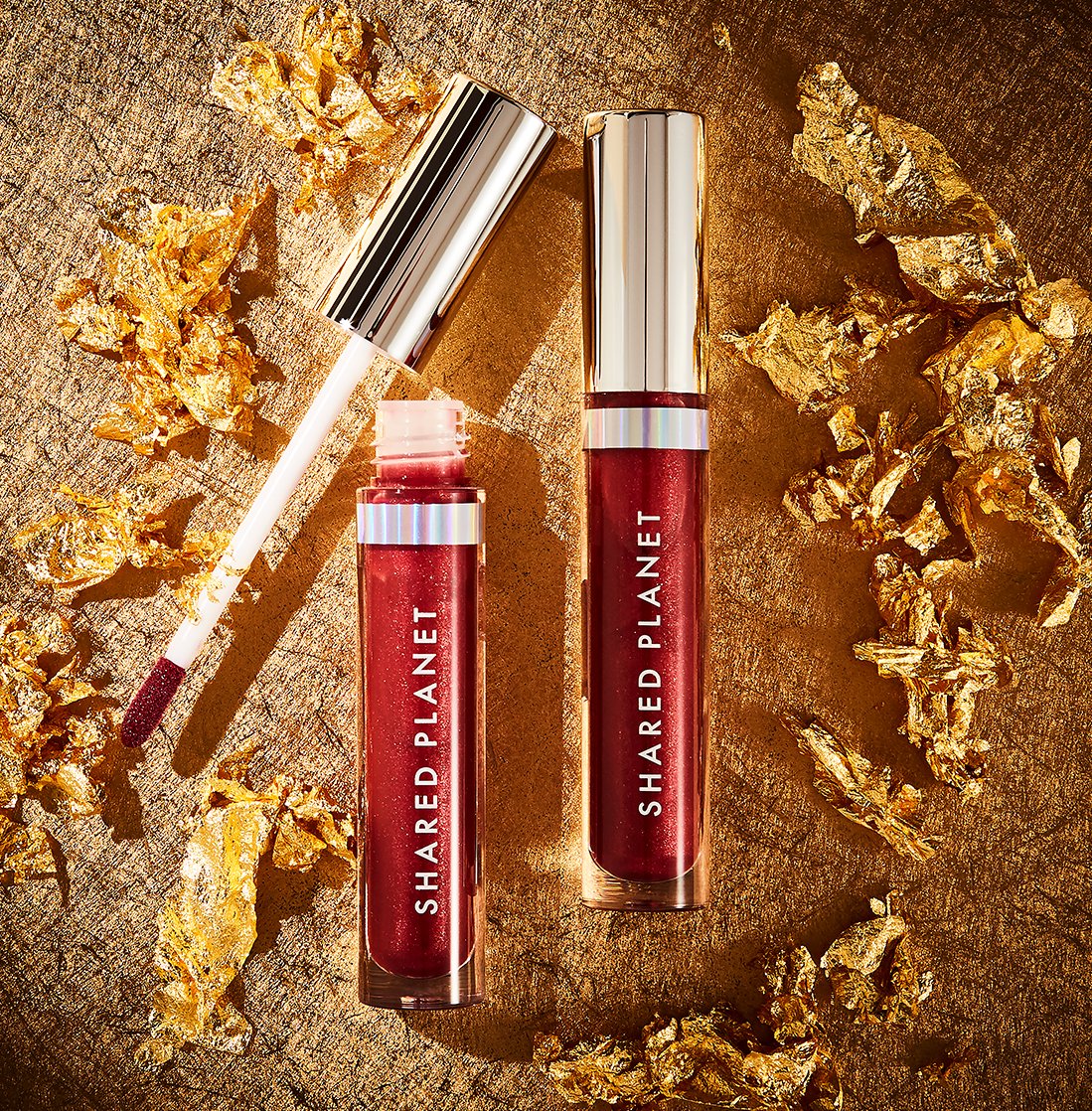 sharedplanet_'s tweet photo. Hudson Bay❤️  Who else is a fan and loves wearing red lip gloss? https://t.co/h4U0zYD11V