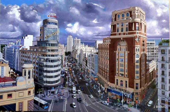 Gabri91MG's tweet photo. Mi tío, Juan Bravo Moreno, lleva toda su vida pintando cuadros como este, un homenaje a la Gran Vía de Madrid, solo para su propio disfrute personal. Pero creo que tanta belleza necesita ser compartida y difundida, con su permiso, y aunque sea por aquí. Juzguen ustedes 👇 https://t.co/cZcg27U3mZ