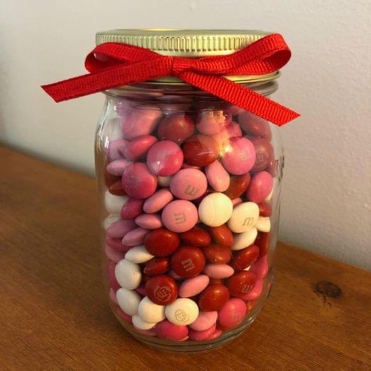 We have TWO winners for the candy jar contest! Mason Ripley in second grade and Madeline Hunnicutt in first grade. Both guessed 350.  Our candy jar contains 352 pieces!! You will each be getting a gift card from The Party Shop so you can pick out some tasty sweet treats!