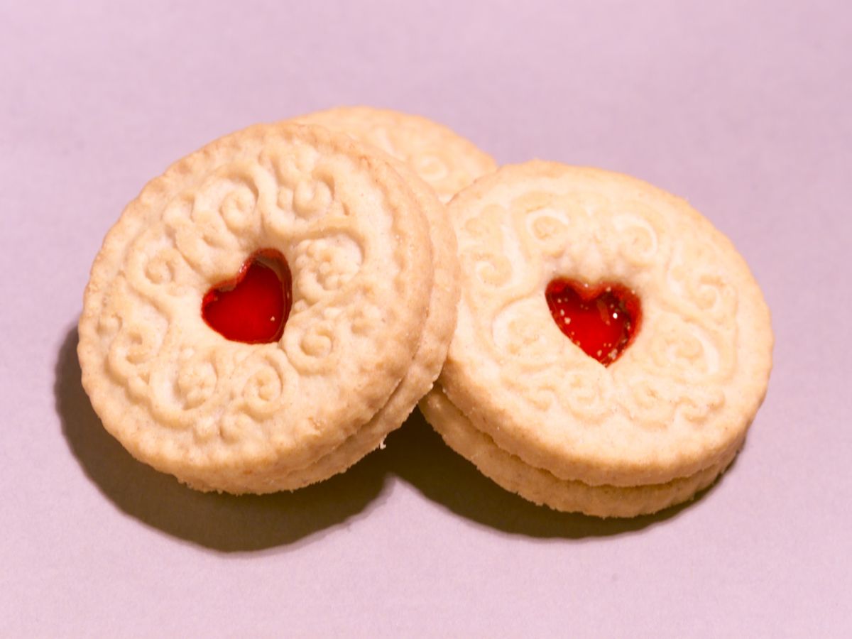 Lando Norris: Jammy DodgerSeems like a solid biscuit, but is even better when you find out what's on the inside. Most people like him, but some find him a little too much.