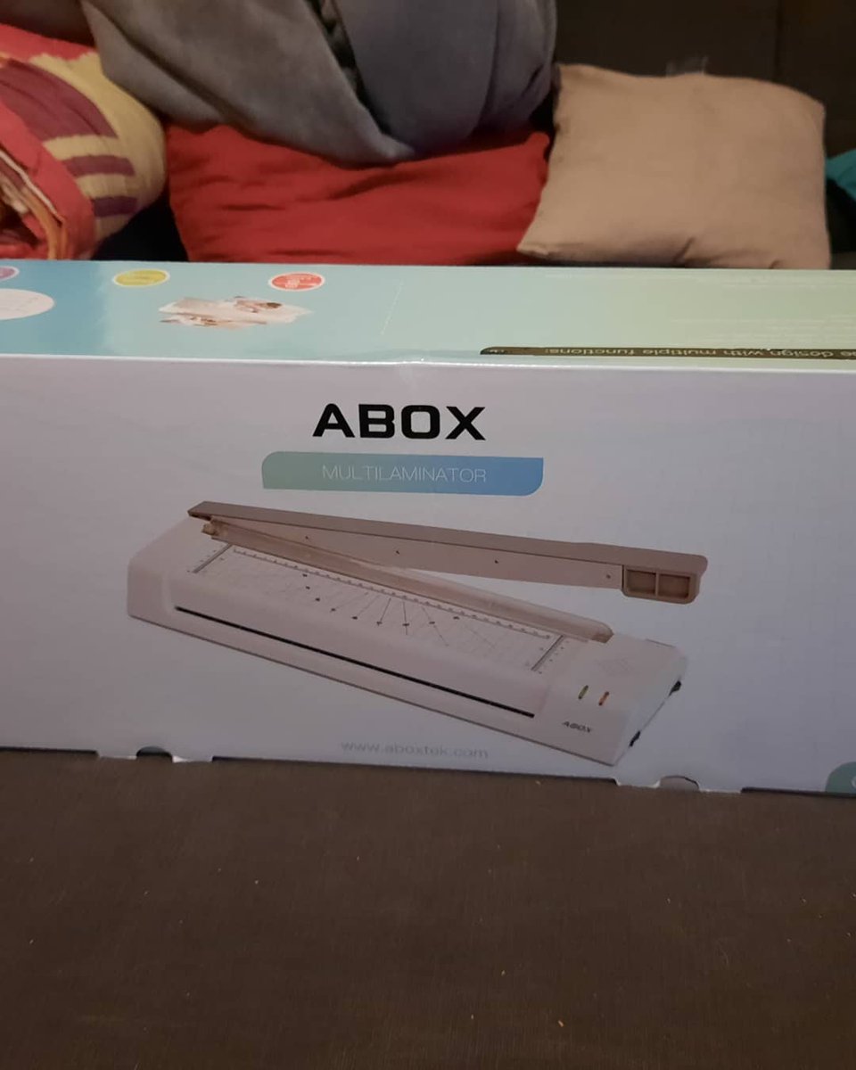cho_sekai's tweet photo. La plastifieuse est arrivée !!!
Premier essaie sur le fanart de Aerith FF7 Winx version
Les commission en traditionnel pourront être plastifié à la demande !!! 🥰👍
#art #fanart #plastification #ff7 #winx #newtool https://t.co/EXp7uWGJn7