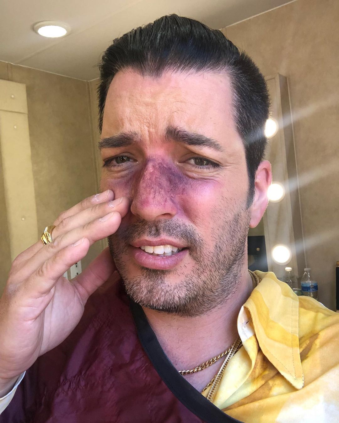 Jonathan Silver Scott on X: "Throwing it back to that time I channeled my  inner #BradyBunch character. Ouch...🤣 #tbt #verybradyreno  https://t.co/Rus3oZSLLh" / X